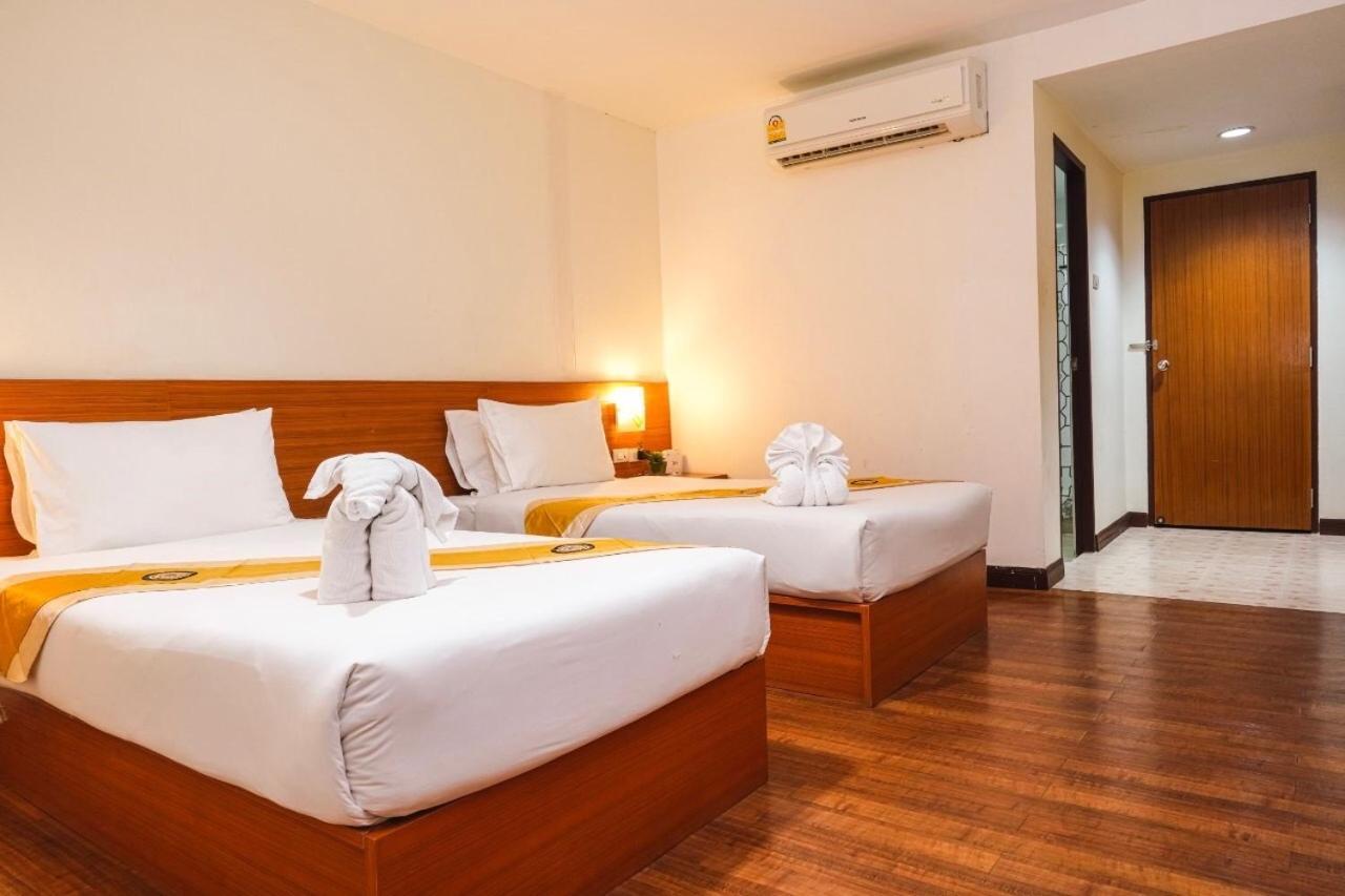 Neptuna Hotel Patong Екстериор снимка