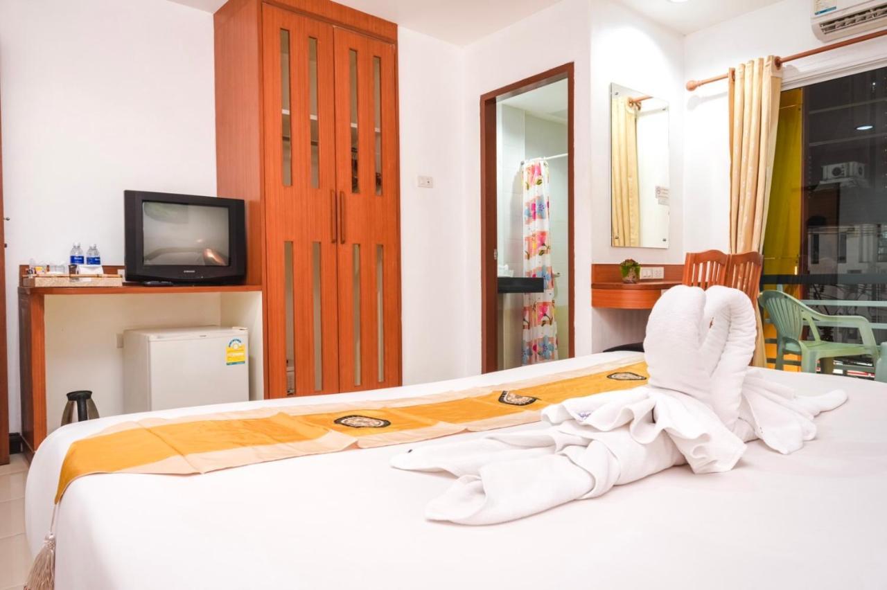 Neptuna Hotel Patong Екстериор снимка