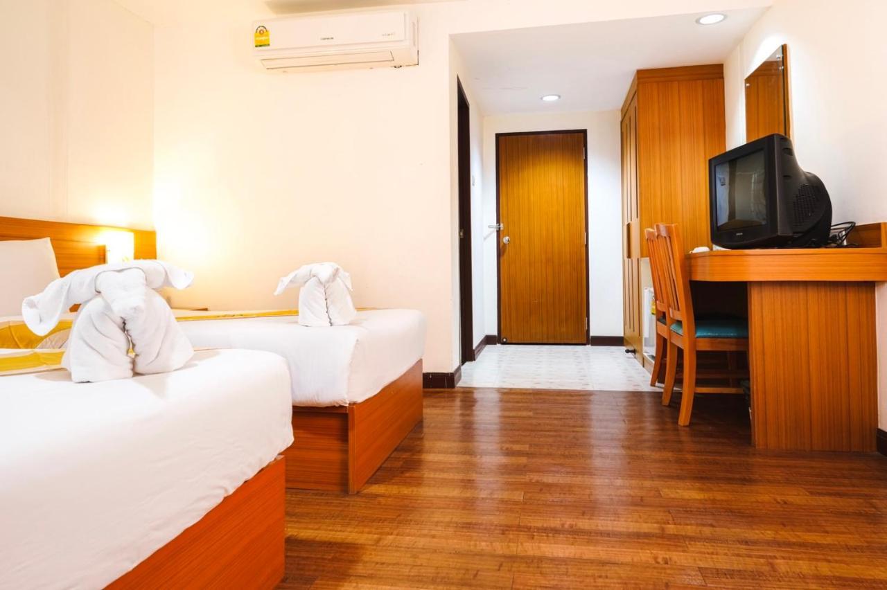 Neptuna Hotel Patong Екстериор снимка